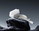 Новое GaN-зарядное устройство OnePlus имеет форму бутылки. (Источник изображения: OenPlus)
