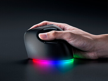 Razer Pro Click V2 Вертикальный боковой угол (Источник изображения: Razer PR)
