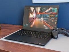 2026 Blade 16 теперь намного ярче, чем раньше, когда включен режим HDR при питании от сети переменного тока