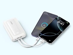 Новейший Zolo Power Bank от Anker теперь доступен в США в белом цвете (на фото). (Источник изображения: Anker)