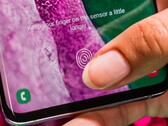 У Galaxy A50 появились проблемы в работе сканера отпечатка пальца (Источник: Mashable)