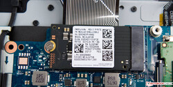 Заводской NVMe SSD