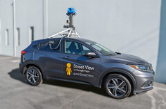 Автомобиль с камерой Google Street View (Источник изображения: Google)