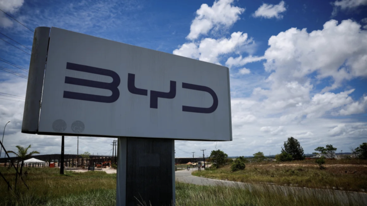 Строительная площадка нового завода BYD по производству электромобилей в Камакари, Бразилия, на фотографии в ноябре 2024 г. (Источник изображения: Adriano Machado/Reuters)