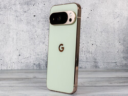 Google Pixel 10 Pro (Изображение: Daniel Schmidt)