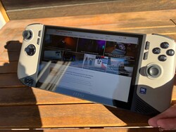 Claw 8 AI+ - Лучший портативная игровая приставка по итогам тестов Notebookcheck