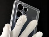 По слухам, Samsung готовит умеренные изменения дизайна для смартфона Galaxy S 'Ultra' следующего года. (Источник изображения: через @UniverseIce)