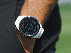 Компания Garmin выпустила новое стабильное обновление для смарт-часов Approach S62 (на фото). (Источник изображения: Garmin)