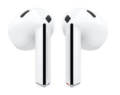 Серия Galaxy Buds3 во многом опирается на дизайн своего главного конкурента. (Источник изображения: Эван Бласс)