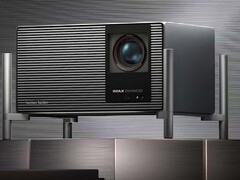 Titan Noir выпускается в трех вариантах