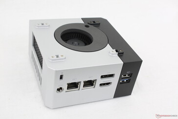 Дно со снятой внешней металлической крышкой