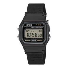 Цифровые часы Casio F-91WF-1A с чёрным корпусом и чёрным ремешком из тканого материала.