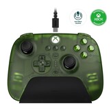 Трехрежимный контроллер 8BitDo Ultimate для Xbox подключается через USB-кабель к консолям Xbox. (Источник изображения: 8BitDo)