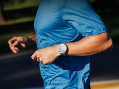 Amazfit Balance (на фото) - одни из десяти смарт-часов этого бренда, которые получат последнее обновление безопасности в 2025 году. (Источник изображения: Amazfit)