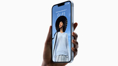 По сообщениям, LG Innotek начнет массовое производство selfie-модуля для iPhone SE 4 в следующем месяце (Источник изображения: Apple)