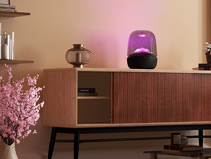 Подсветку колонок Aura Studio 5 можно регулировать в зависимости от настроения. (Источник изображения: Harman Kardon Japan)