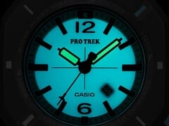 Casio Pro Trek PRJ-01AE-8, светящиеся в темноте бирюзового цвета, со светящимися стрелками и циферблатом.