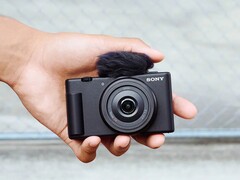 Fujifilm X Half получит компактную камеру Sony с 20 МП 1-дюймовым сенсором