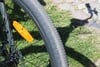 Шины обеспечивают достойное сцепление с поверхностью, но это не MTB-шины