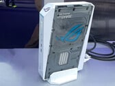 Белый вариант ROG NUC 2026 (на фото) стоит около $4 569.