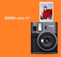 Компания Fujifilm представила фотокамеру Instax mini 41 с функцией автоэкспозиции и коррекцией параллакса на близком расстоянии. (Источник изображения: Fujifilm)