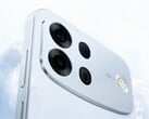 Модель Oppo A7 Pro Max (на фото) оснащена аккумулятором ещё большей ёмкости, чем модель A6 Pro.