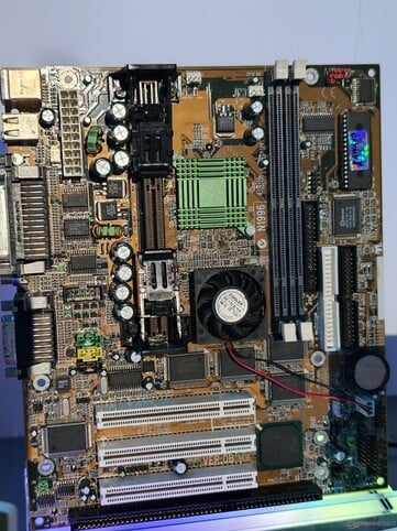 MSI MS-6168 на базе чипсета Intel 440ZX