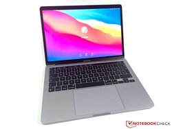 На обзоре: Apple MacBook Pro 13 2020 M1. Тестовый образец предоставлен Cyberport