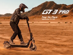 Суперскутер Segway GT3 Pro может ездить по бездорожью благодаря 11-дюймовым самозаклеивающимся шинам с дорожным просветом 5,7 дюйма. (Источник изображения: Segway)