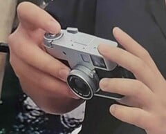 Практическое изображение компактной камеры Fujifilm XHalf. 