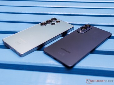 Galaxy S25 Edge против Galaxy S25 Ultra (источник изображения: Notebookcheck)