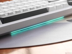 Акцентная подсветка передней кромки Epomaker Galaxy68.