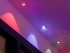 Постоянный светильник Philips Hue Festavia (на фото) был замечен на сайте бренда. (Источник изображения: Philips Hue)