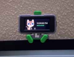 WebScreen оснащен 2-дюймовым AMOLED-дисплеем. (Источник изображения: nishad2m8 / YouTube)