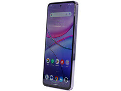 Обзор Vivo V40 SE 5G. Тестовое устройство предоставлено компанией Vivo (Фото: Даниэль Шмидт)