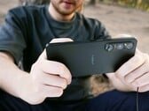Модель Xperia 1 VI оснащена инновационной телекамерой с непрерывным зум-объективом. (Источник изображения: Sony)
