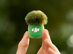 В 2026 году DJI выпустит две модели Mic Mini, Mic Mini 2 на фото.