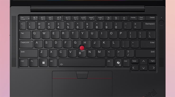 Несмотря на свои размеры, ThinkPad X13 Gen 7 AMD оснащён всеми основными устройствами ввода, характерными для линейки ThinkPad.
