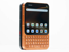 Titan 2 Elite в двух очевидных цветах для запуска.