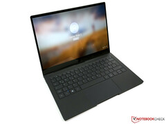 Ноутбук Samsung Galaxy Book S (Snapdragon 8cx, 8 ГБ, 256 ГБ). Обзор от Notebookcheck