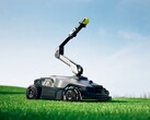 NexLawn Master X может бросать мячи собакам и собирать фрукты с деревьев. (Источник изображения: Mova)