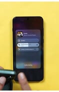 Интерфейс совместного прослушивания на смартфоне OnePlus, на котором отображаются две подключенные пары беспроводных наушников, готовые к одновременному воспроизведению звука.