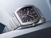 Вид под углом на часы Bianchet B 1.618 UltraFino, подчеркивающий парящий турбийон и текстурированный дизайн циферблата (Источник изображения: Официальный сайт Bianchet)