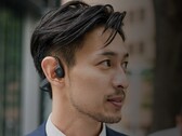 Наушники Audio Technica ATH-CC500BT2 передают звуки через хрящ уха. Источник изображения: Audio-Technica)