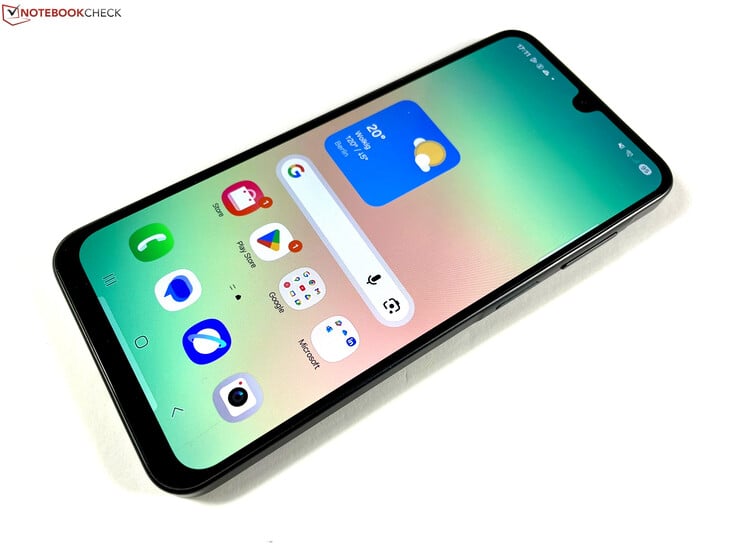 Samsung Galaxy A26 5G (источник изображения: Manuel Masiero)