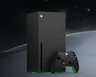 На фотографии представлена версия Xbox Series X Galaxy Black с диском объёмом 2 ТБ