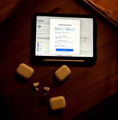 Престо! AirPods Pro 2 теперь являются эффективными слуховыми аппаратами. (Источник изображения: Lagrange Point на Substack)