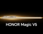 Magic V5 в заявленном варианте цвета "Шелковое золото". (Источник изображения: Honor - отредактировано)