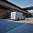 Новый Ford Transit City: Этот совершенно новый электрический фургон предназначен для служб доставки и курьерских служб, а также для работников торговли и сферы услуг.