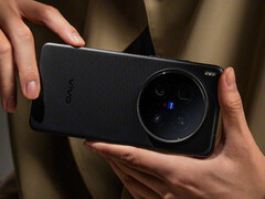 Ожидается, что Vivo заменит модель X200 Ultra за месяц до ее первого дня рождения. (Источник изображения: Vivo)